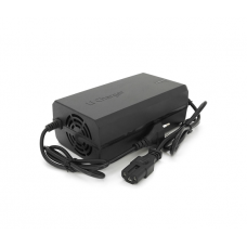 Зарядное устройство Jinyi для аккумуляторов Li-ion 60V(67.2V),16S,6A,штекер Triangle plug (T-tipe / IEC / C13 N+L-). с индикацией,BOX