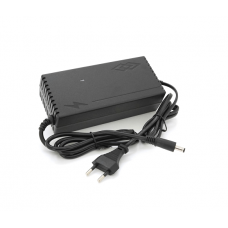 Зарядний пристрій для акумуляторів Li-ion 12V (12,6V),3S,5A,штекер 5,5х2,5мм, індикація
