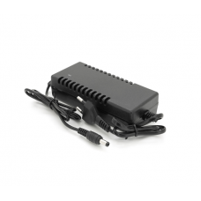 Зарядное устройство для аккумуляторов Li-ion 16,8V,4S,5A,штекер 5,5х2,5мм.135 x 70 x 36 мм. Вес: 250 г