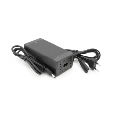 Зарядное устройство для аккумуляторов Li-ion 16,8V,4S,6A, штекер 5,5х2,5мм, 135x55x45mm. 250 г