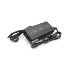 Зарядний пристрій для акумуляторів Li-ion 12V(12,6V),3S,15A,штекер Triangle plug (T-tipe / IEC / C13 N+L-) LED-індикація, 137x90x50mm