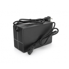 Зарядний пристрій для акумуляторів Li-ion 48V(58,8V),14S,10A,650W, індикація, 220х122х86mm, 1.5kg