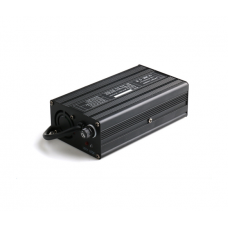 Зарядное устройство для аккумуляторов LiFePO4 12V (14.6V), 4S, 15A,+ крокодилы,135x90x50mm