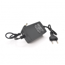 Импульсный адаптер питания Voltronic 5В 1А (5Вт) штекер 5.5 / 2.5 длина 1м OEM